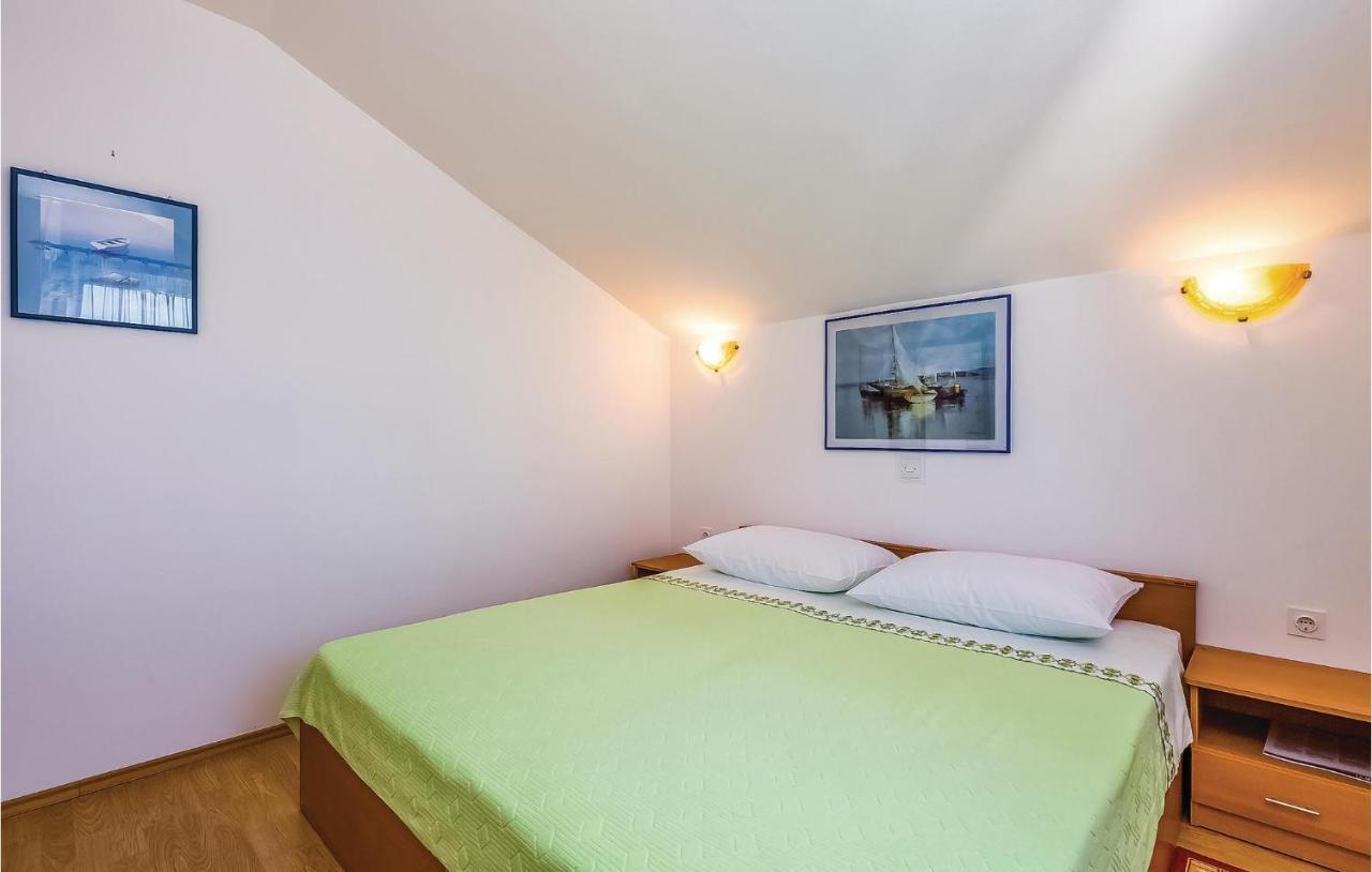 Lovely Apartment In Krk With Wifi Brzac Bagian luar foto