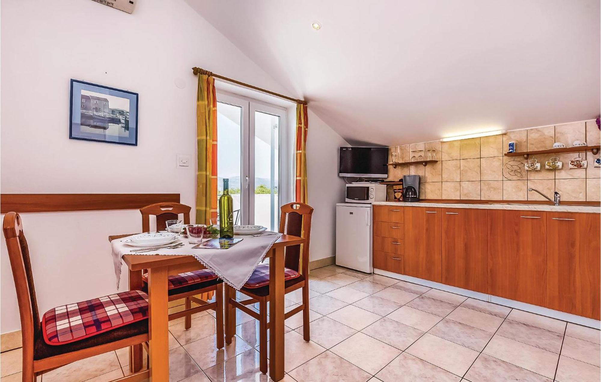 Lovely Apartment In Krk With Wifi Brzac Bagian luar foto